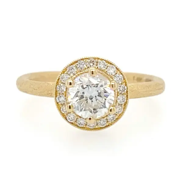 1.01 CTW Round Diamond Halo Engagement Ring