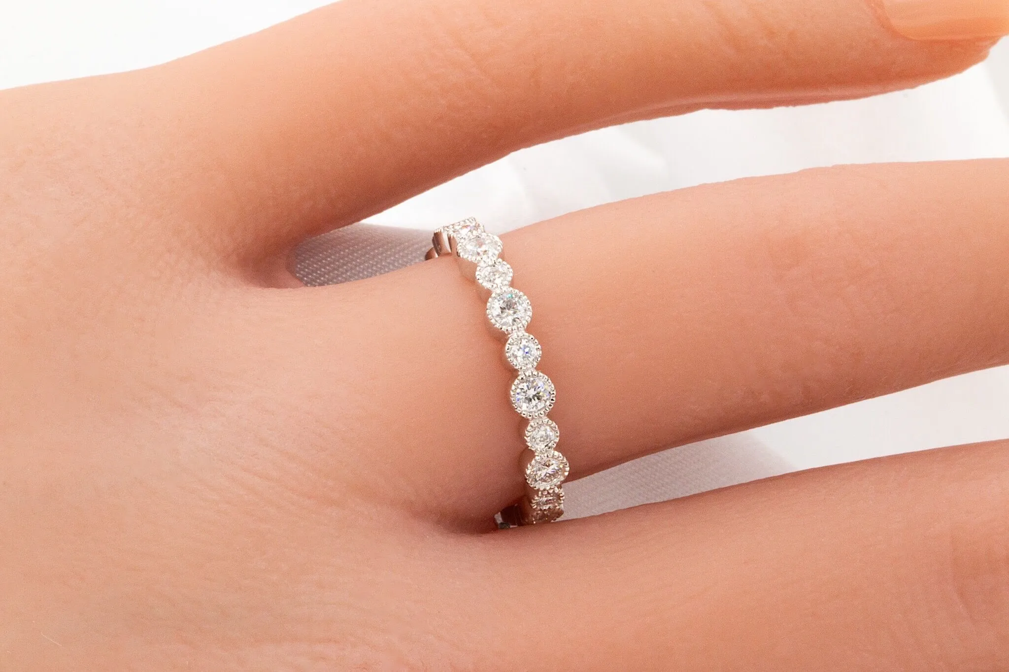 antique style wedding band