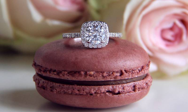 Shopping For Engagement Rings and Diamonds