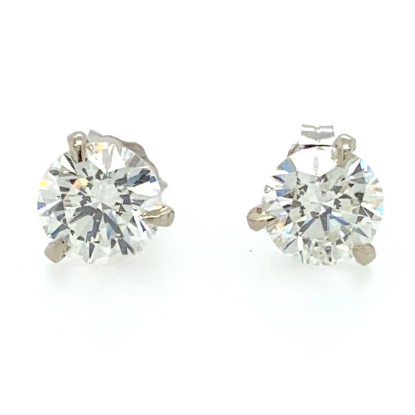 2.20 CTW Round Diamond Earrings