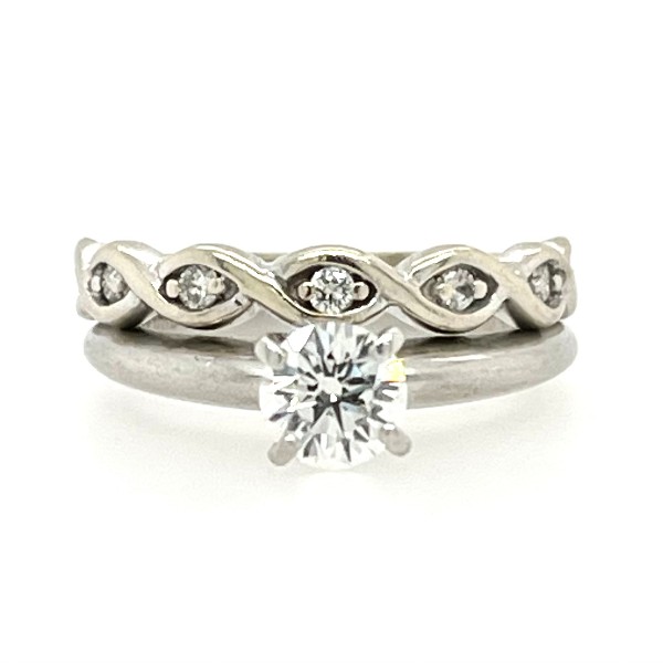 Platinum Solitiare Engagement Ring and Wedding Band