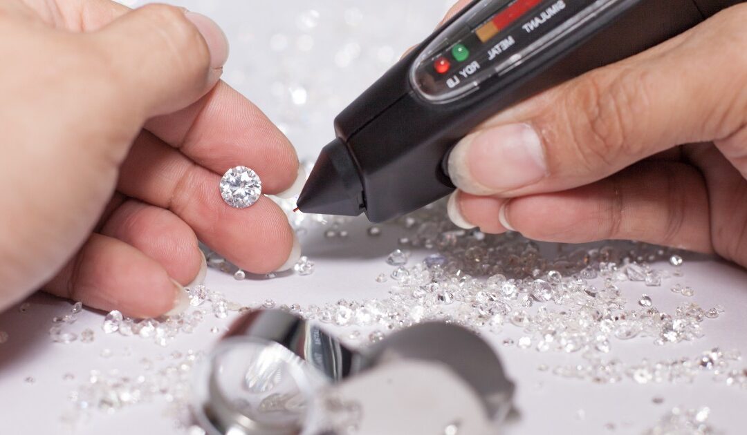 Diamond Tester to see if a diamond is real