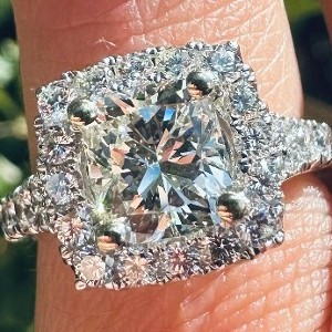Lab grown diamond ring