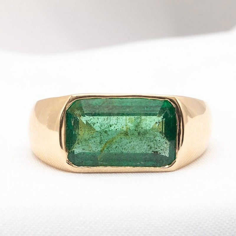 14k 4.70 Carat Zambian Emerald Ring