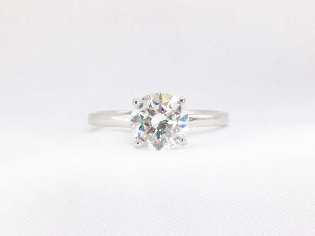 2 carat lab diamond ring