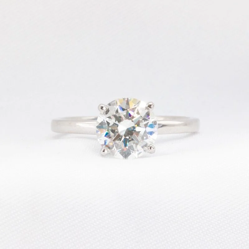 2 carat lab diamond ring