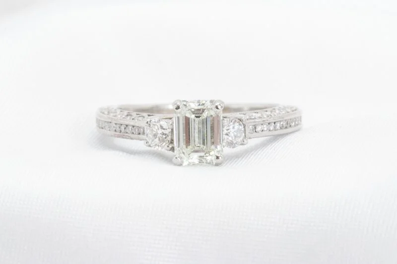 emerald cut diamond ring