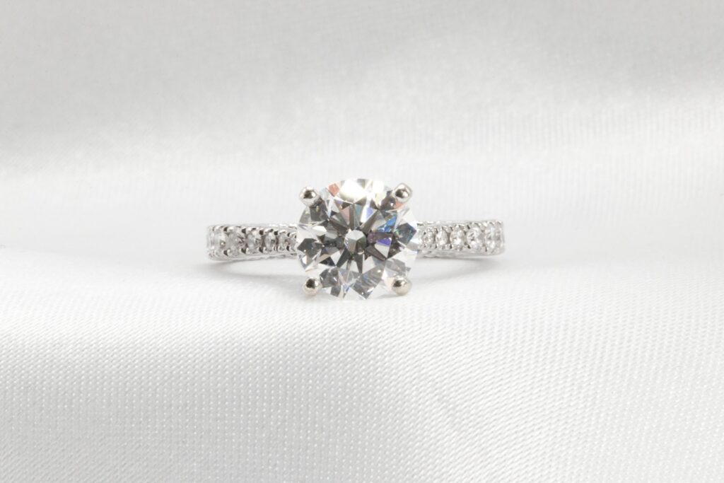 14k 2.02 Carat Total Round Cut Engagement Ring GIA Certified