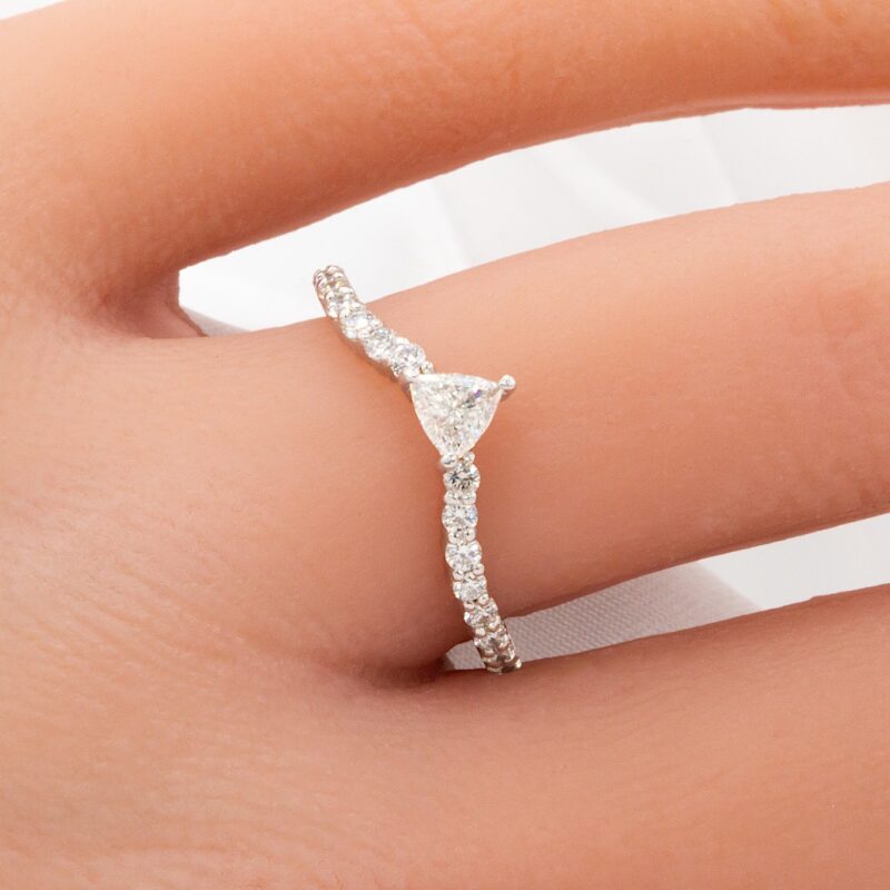 Platinum 0.55 CTW Curved Diamond Wedding Band