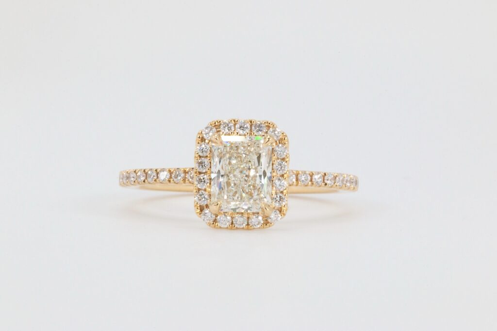 gia radiant halo diamond ring