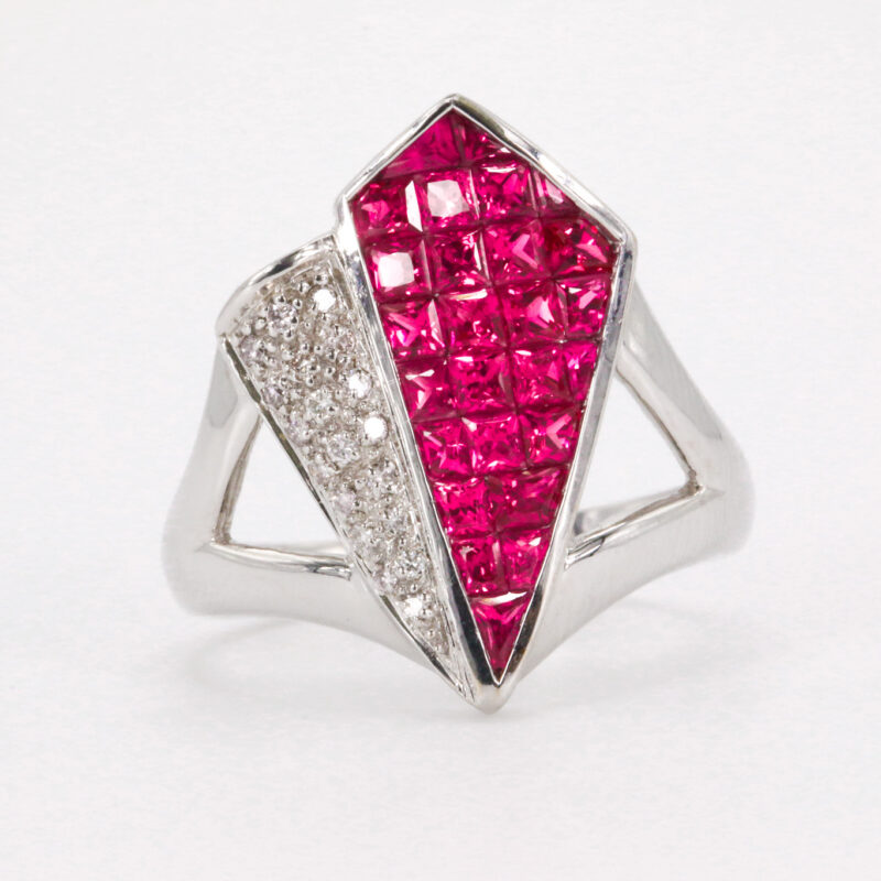 18k-White-Gold-Ruby-And-Diamond-Fashion-Ring