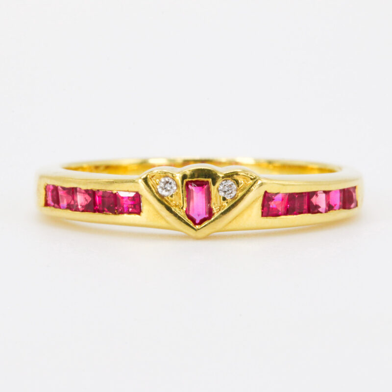 18k Yellow Gold Ruby And Diamond Fashion Ring