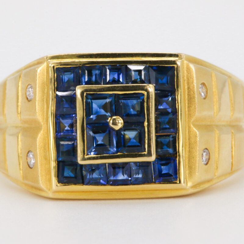 18k Yellow Gold Sapphire And Diamonds Square Fashion Ring